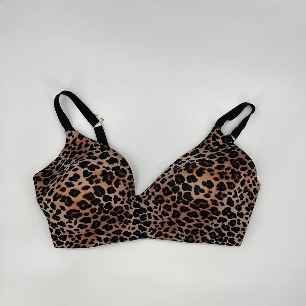 Secret Treasures Women's Luxe Wirefree Nylon Spandex Leopard Print Bra 36DD